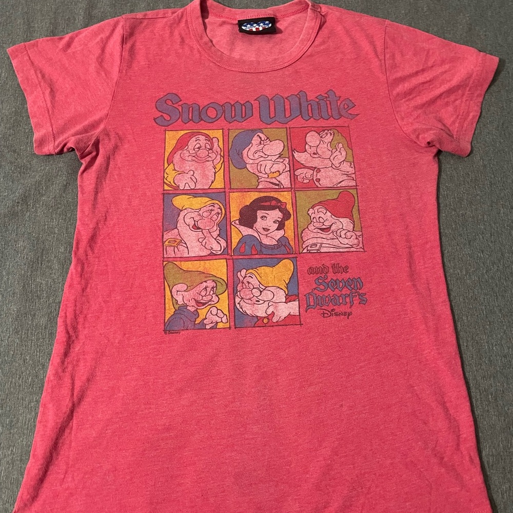 Red Snow White Graphic T-Shirt